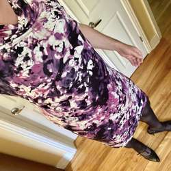 Ezzie's Chat & Dating Profile