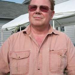 Frankswfl's Chat & Dating Profile