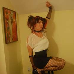 Sophietv4you's Chat & Dating Profile