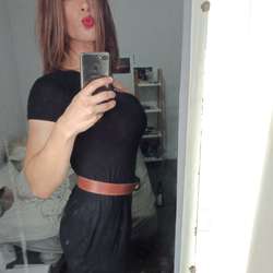 bustygirl's Chat & Dating Profile