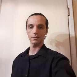 zelshin1988's Chat & Dating Profile